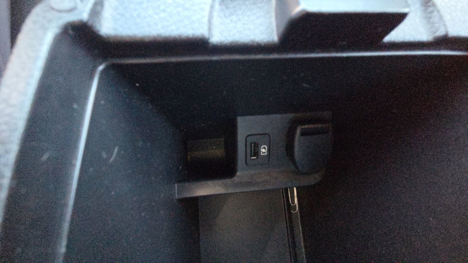 Used 2019 Nissan Rogue SV w/ Premium Package image 29