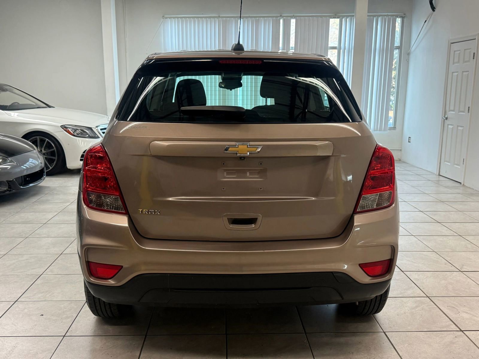 Used 2018 Chevrolet Trax LS image 8