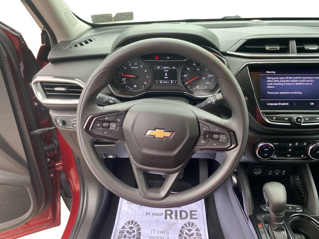 Used 2022 Chevrolet TrailBlazer LT w/ Convenience Package AWD/4WD image 21
