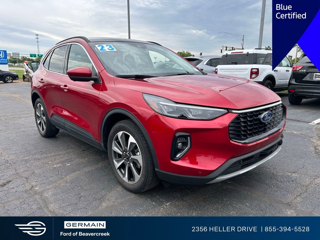 Certified 2023 Ford Escape Platinum AWD/4WD image 1