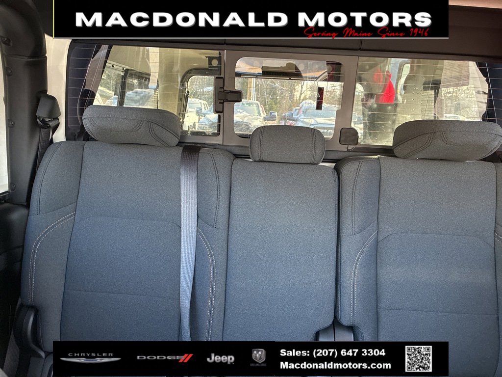 Used 2025 Jeep Gladiator Willys image 14
