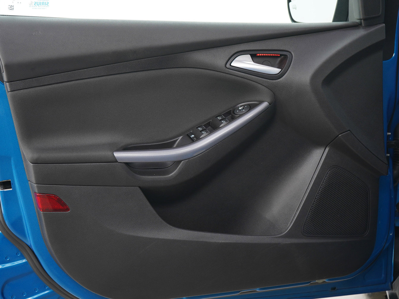 Used 2014 Ford Focus Titanium FWD image 19