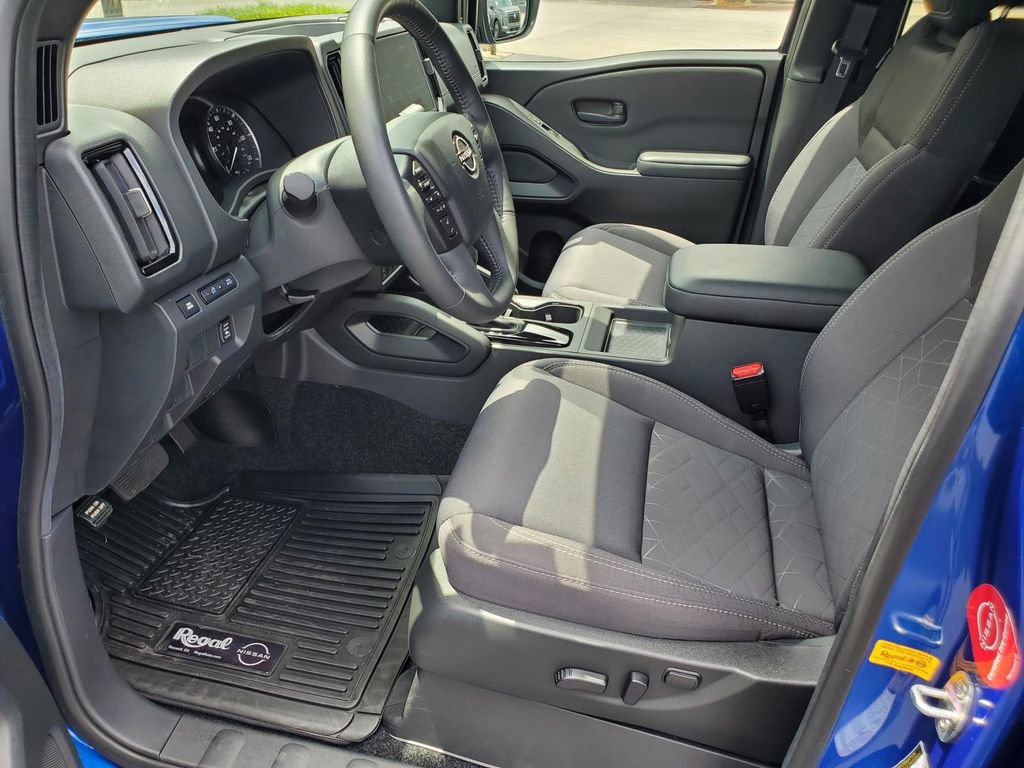 Certified 2026 Nissan Frontier SV w/ SV Convenience Package RWD image 16