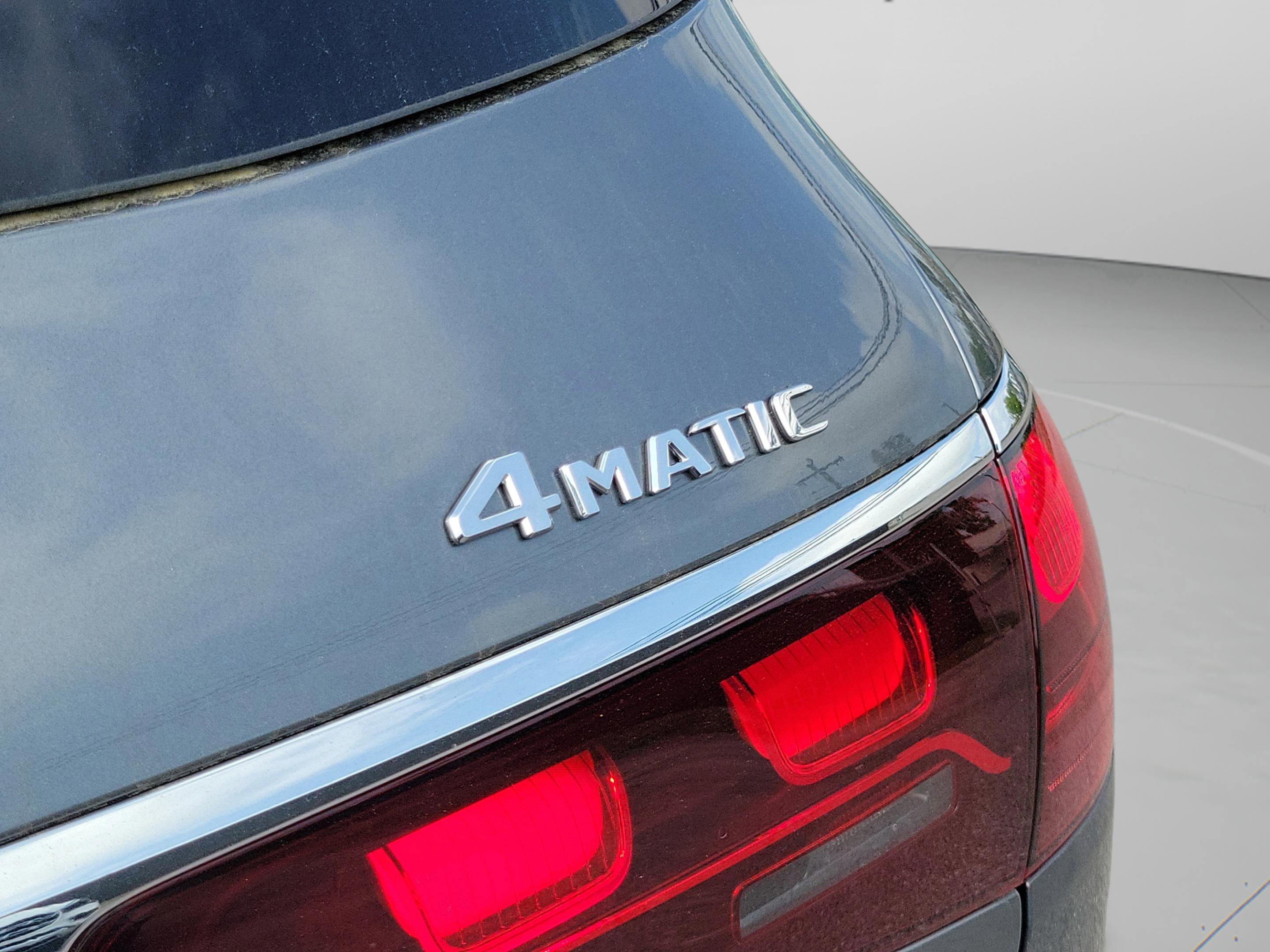 Certified 2026 Mercedes-Benz GLS 450 4MATIC image 32