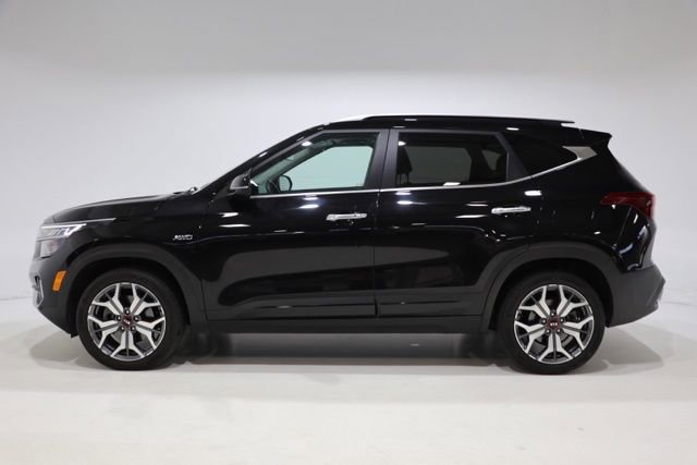 Used 2021 Kia Seltos SX w/ SX Sunroof Package AWD/4WD image 4