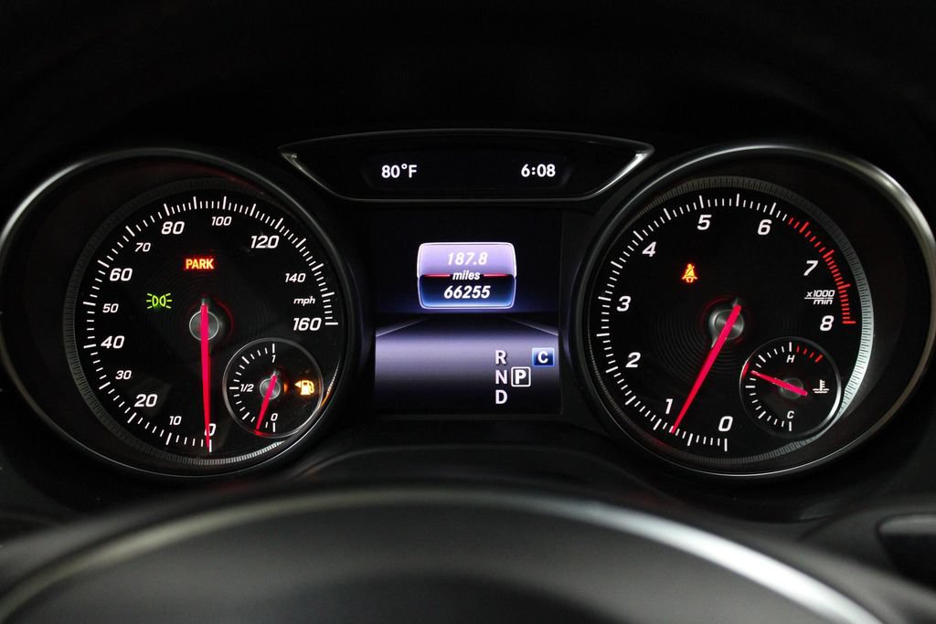 Used 2018 Mercedes-Benz CLA 250 image 33