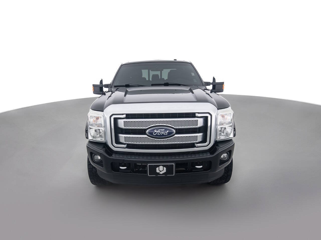 Used 2015 Ford F250 Platinum w/ FX4 Off-Road Package AWD/4WD image 2
