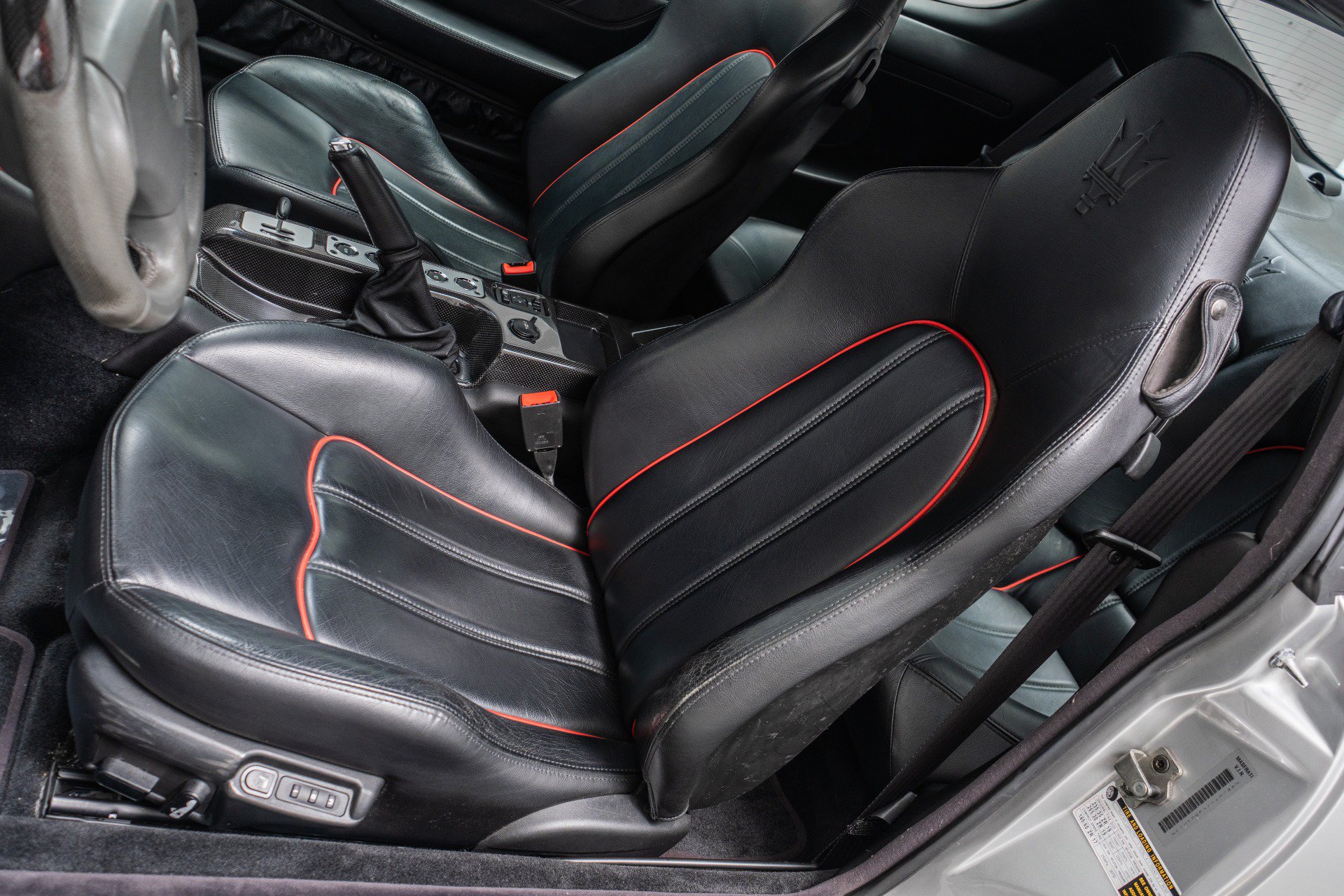 Used 2006 Maserati GranSport Coupe RWD image 26
