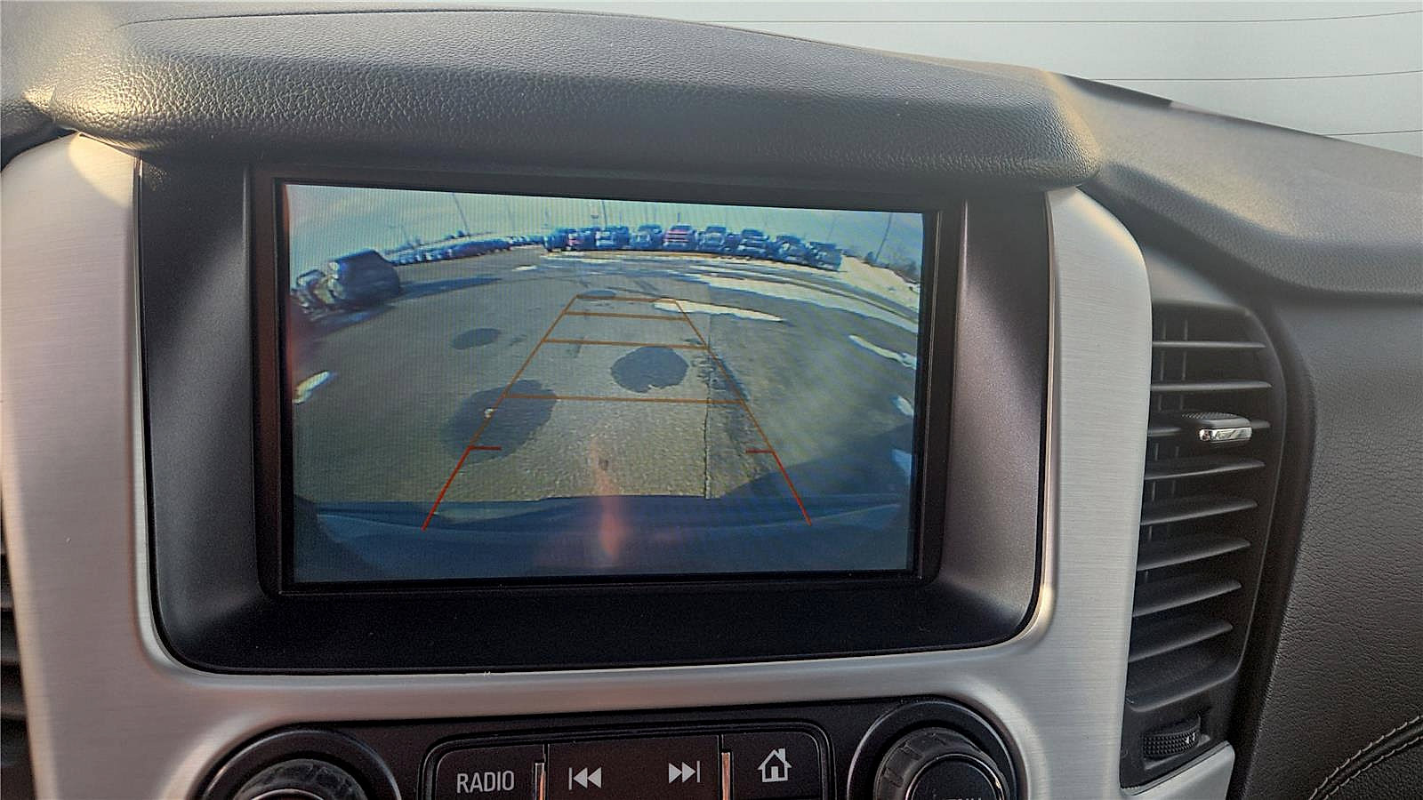 Used 2019 GMC Yukon SLT AWD/4WD image 19