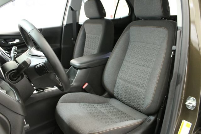 Used 2024 Chevrolet Equinox LT AWD/4WD image 23