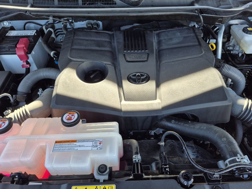 Used 2022 Toyota Tundra Limited w/ TRD Off-Road Package image 17