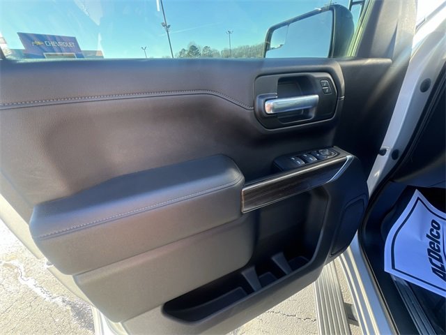 Used 2019 Chevrolet Silverado 1500 RST image 21