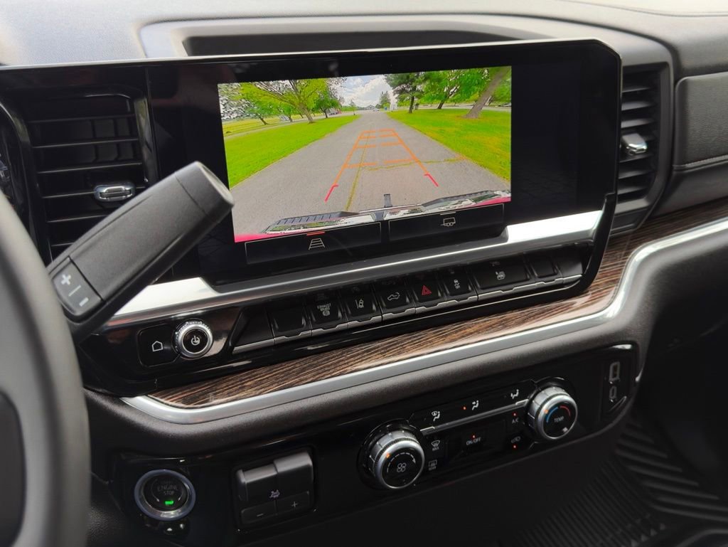 Used 2025 GMC Sierra 2500 SLE AWD/4WD image 11