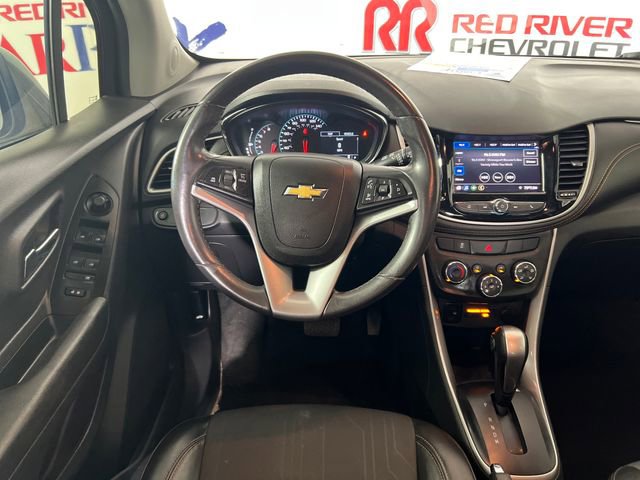 Used 2021 Chevrolet Trax LT w/ Sport Edition image 14