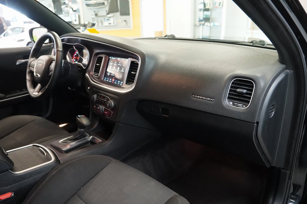 Used 2018 Dodge Charger R/T Scat Pack image 32