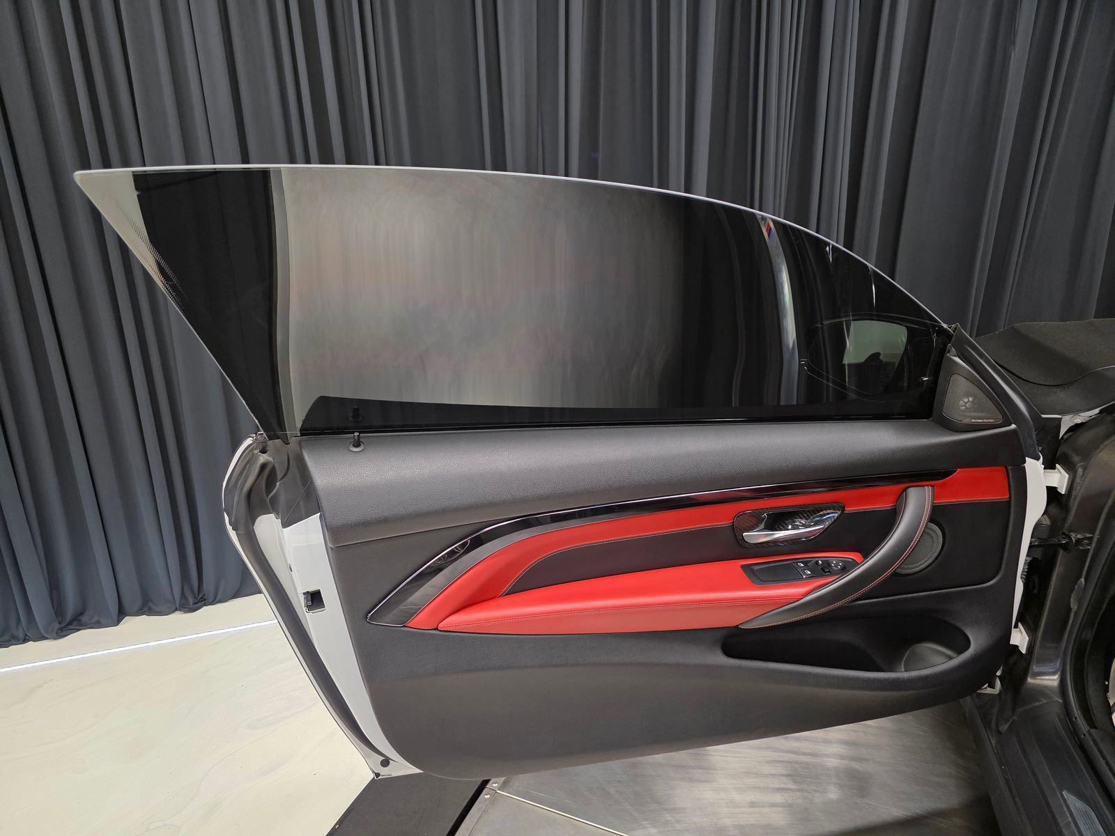 Used 2019 BMW M4 Coupe w/ Competition Package RWD image 17
