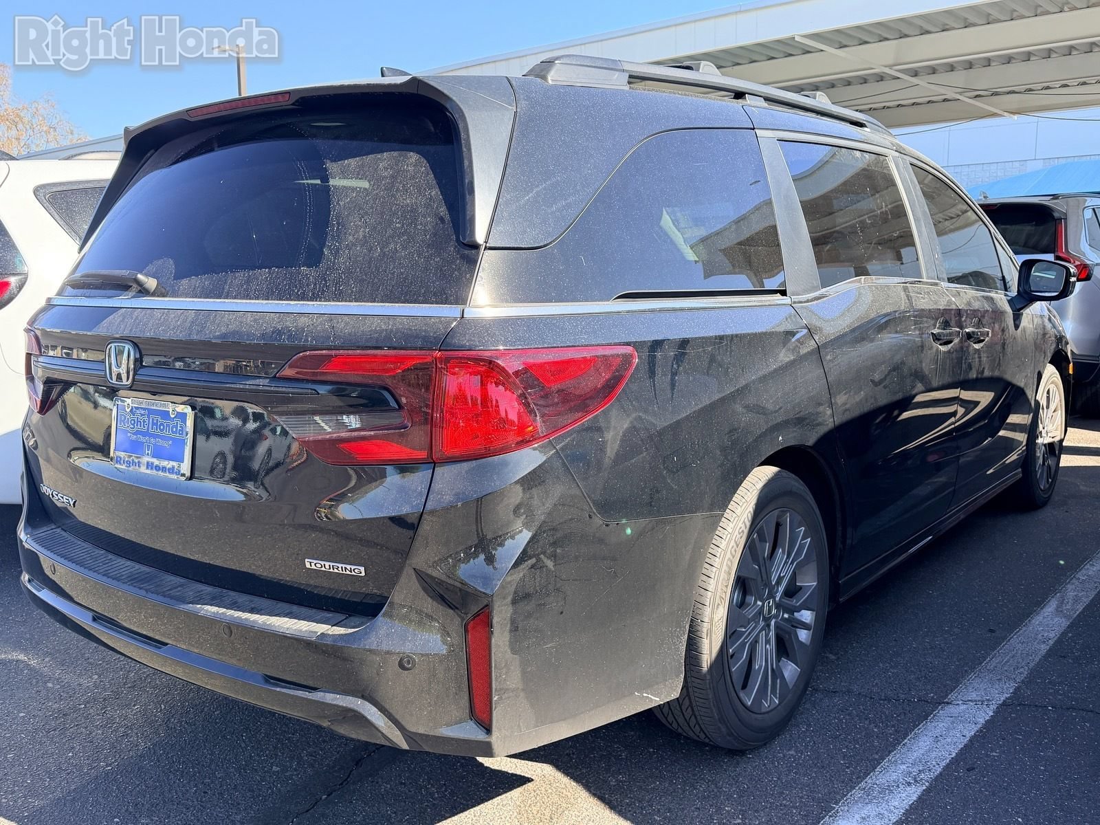 Used 2025 Honda Odyssey Touring image 4