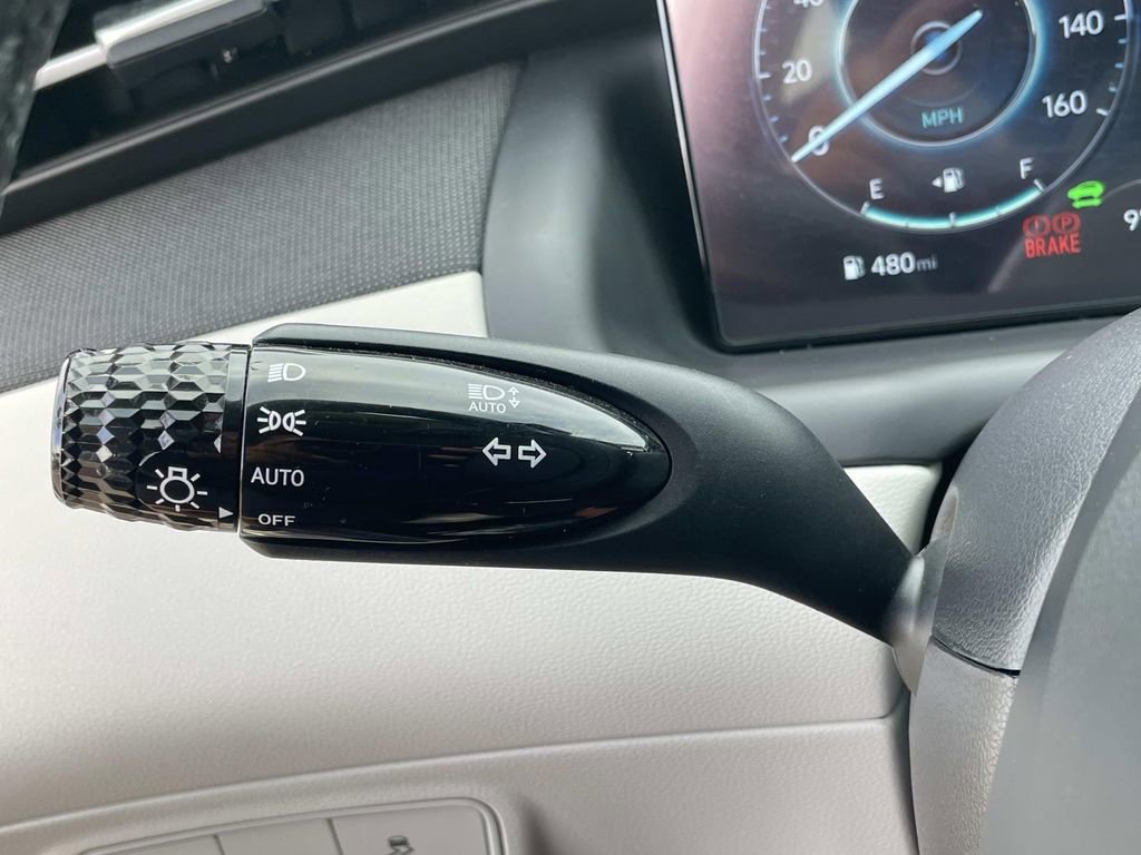 Certified 2024 Hyundai Tucson Limited image 17