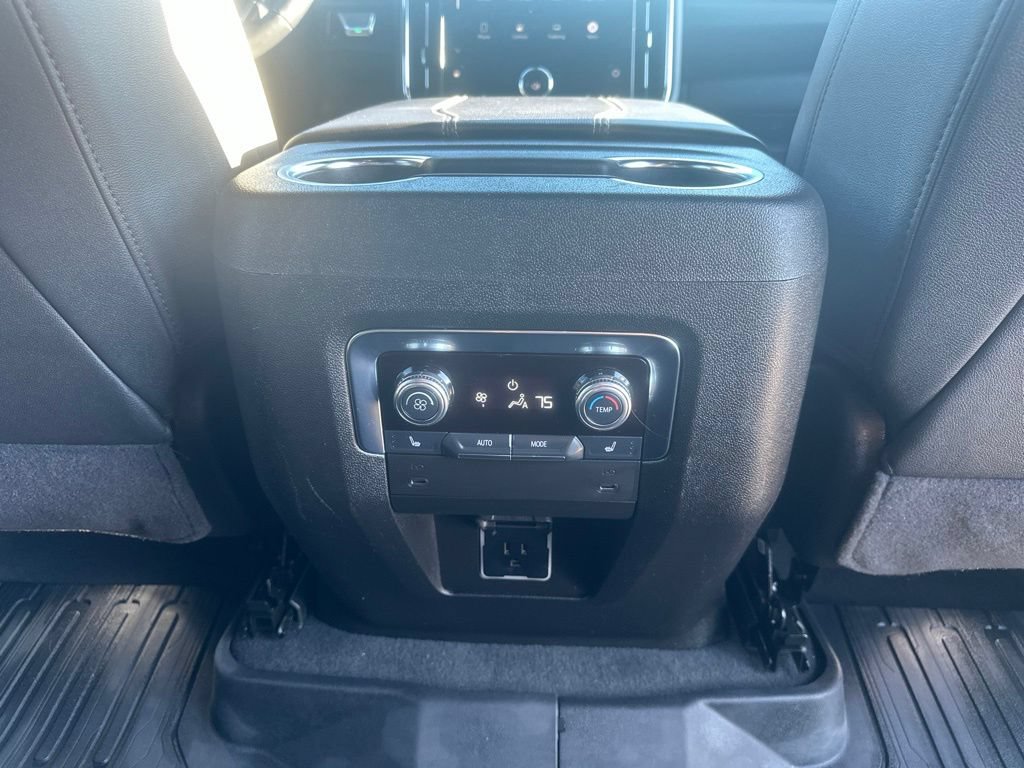 Certified 2025 GMC Yukon Elevation AWD/4WD image 26