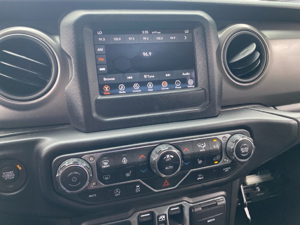 Used 2023 Jeep Wrangler Unlimited Sport AWD/4WD image 25