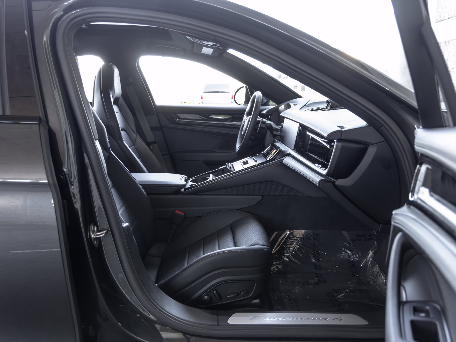 Certified 2024 Porsche Panamera 4 AWD/4WD image 58