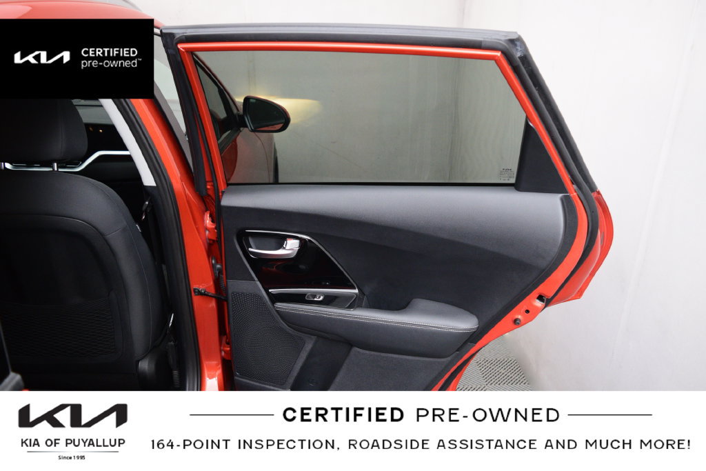 Certified 2022 Kia Niro LXS w/ Digital Cluster Package FWD image 15