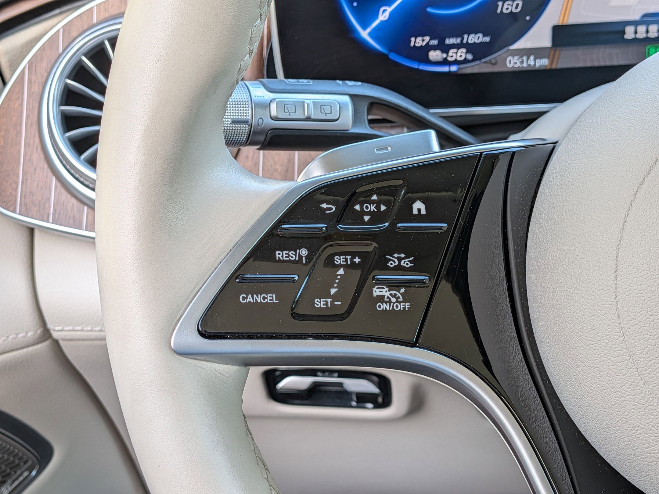 Certified 2023 Mercedes-Benz EQS 450+ 4MATIC SUV w/ Pinnacle Trim Package image 19