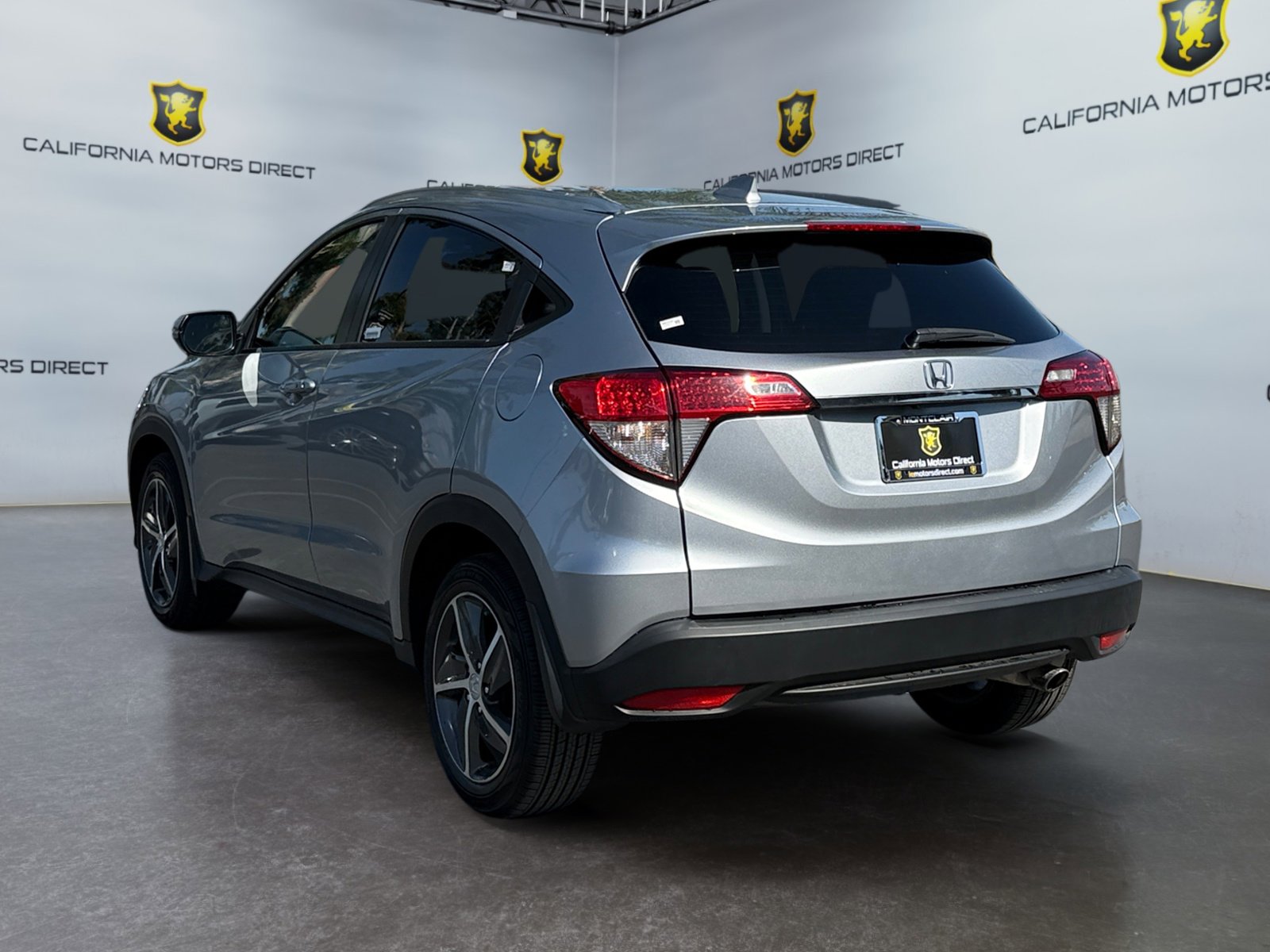 Used 2021 Honda HR-V EX image 3