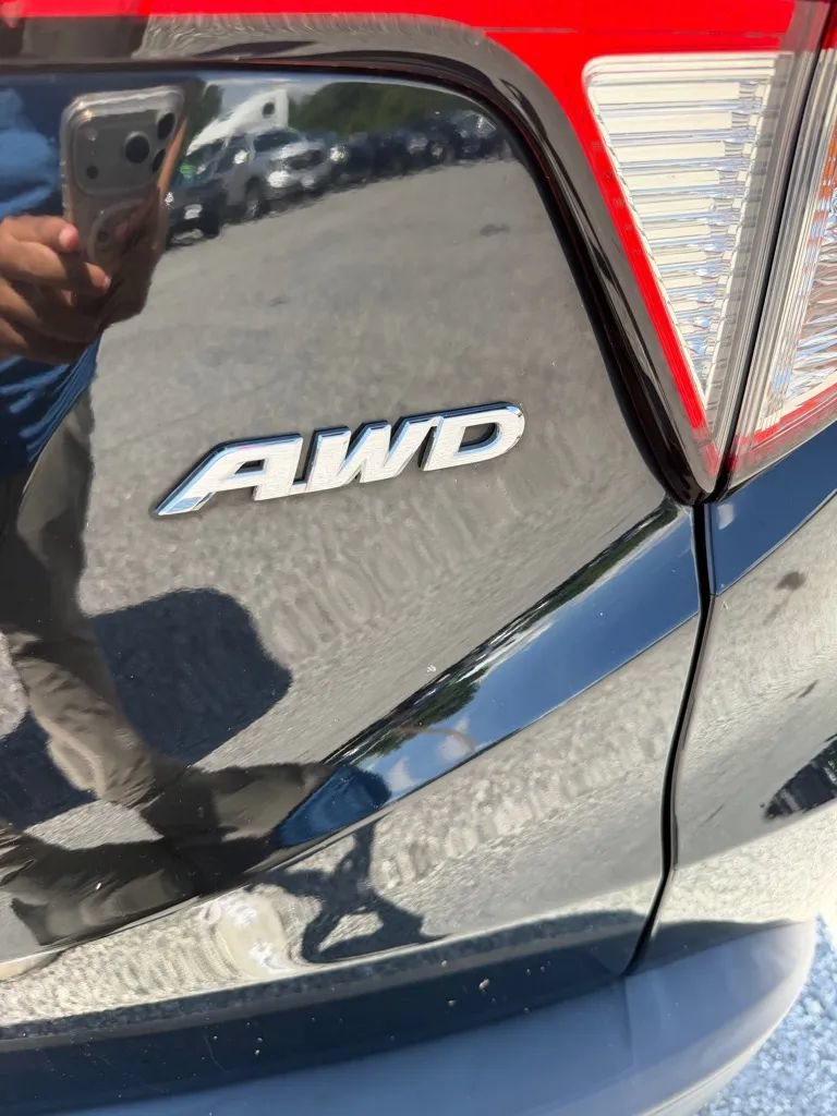 Used 2019 Honda HR-V EX-L image 27