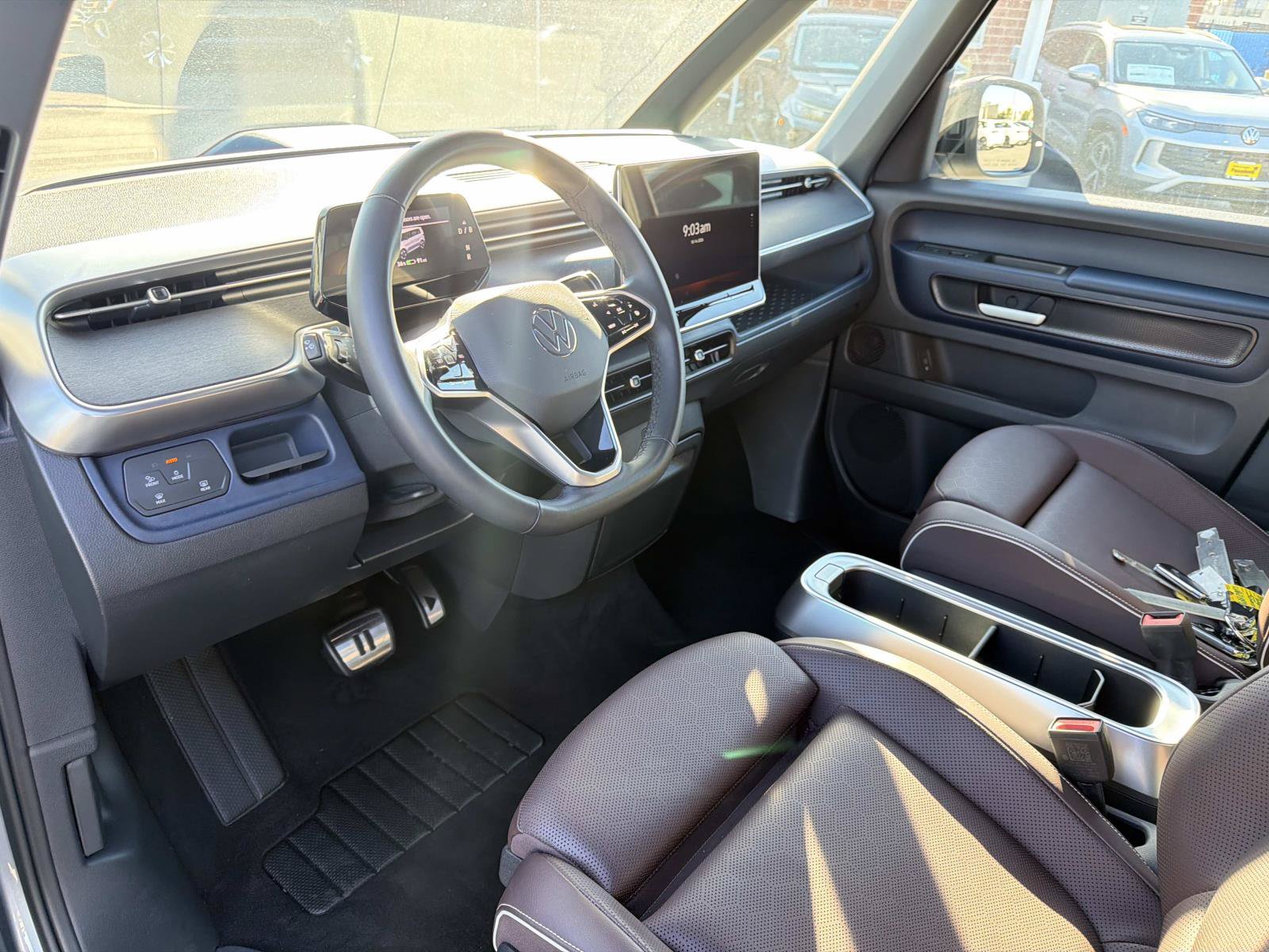 Certified 2025 Volkswagen ID. Buzz Pro S Plus RWD image 12