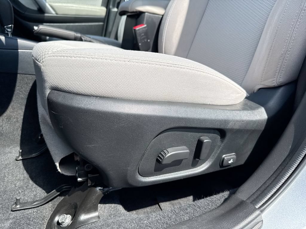 Used 2018 Subaru Forester 2.5i Premium w/ All-Weather Package AWD/4WD image 12