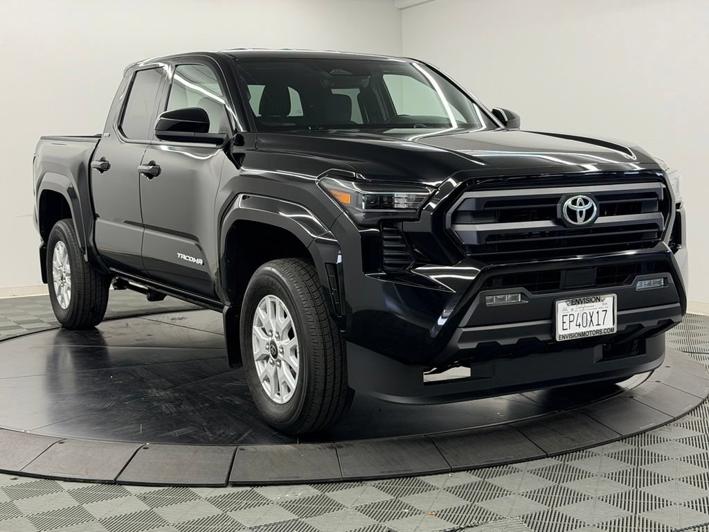 Used 2026 Toyota Tacoma SR5 AWD/4WD image 8