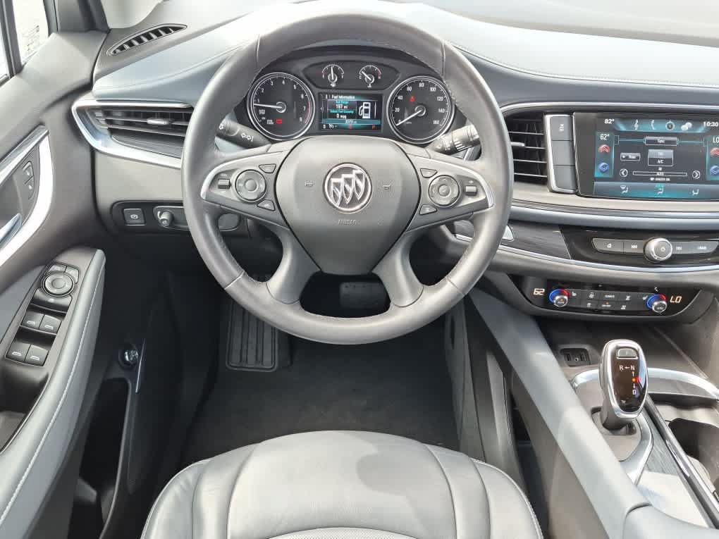 Used 2018 Buick Enclave Essence FWD image 12
