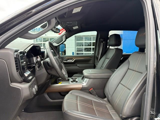 Used 2024 Chevrolet Silverado 2500 High Country w/ Midnight Edition AWD/4WD image 31
