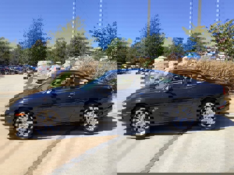 Used 2000 Jaguar XK8 Coupe image 6