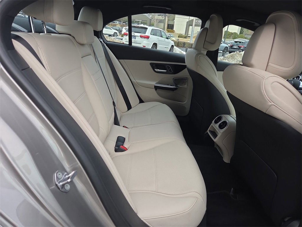 Used 2023 Mercedes-Benz C 300 Sedan image 18