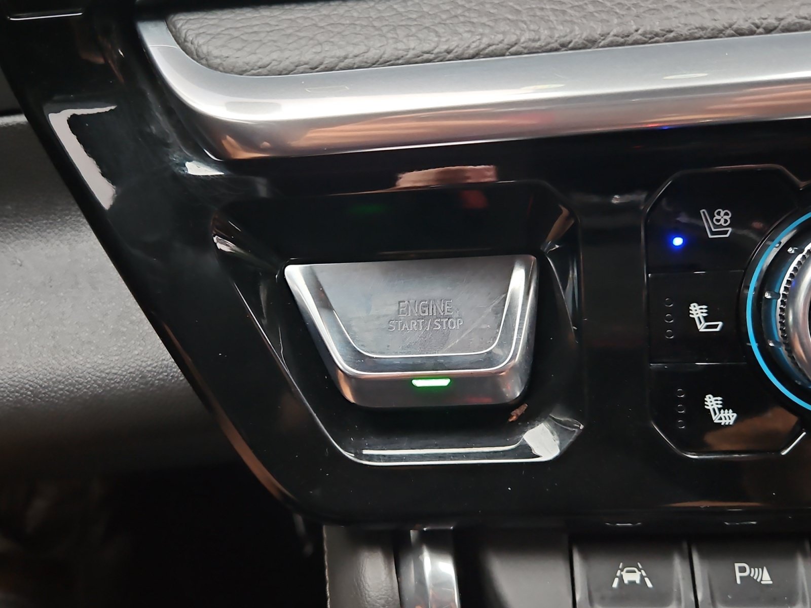 Used 2022 GMC Sierra 1500 Denali AWD/4WD image 24