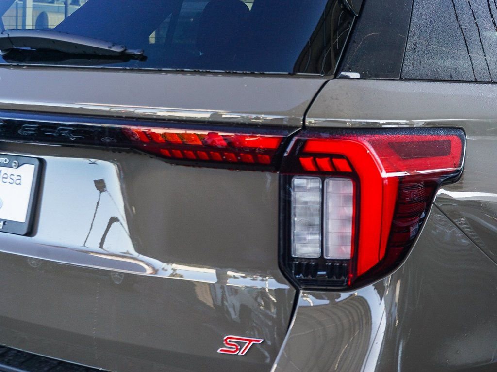 New 2026 Ford Explorer ST image 7