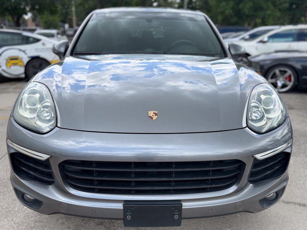 Used 2016 Porsche Cayenne AWD/4WD image 9