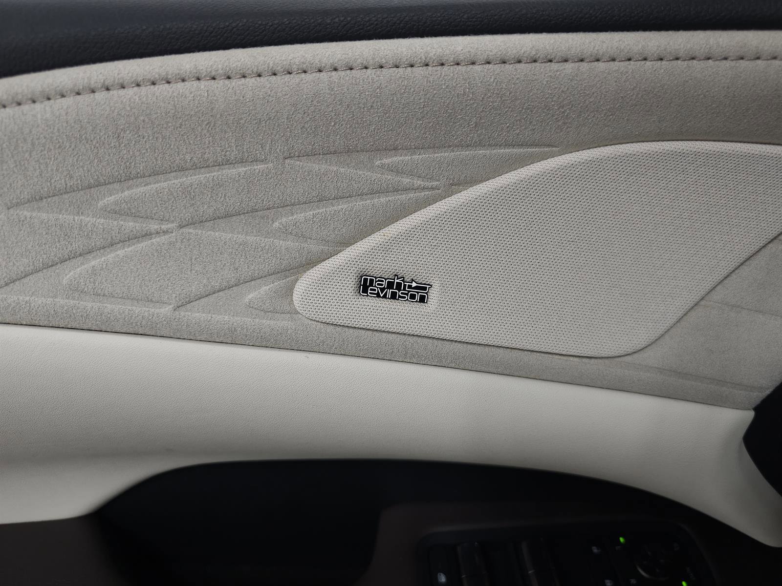 Certified 2023 Lexus RX 350 w/ Cold Area Package AWD/4WD image 14