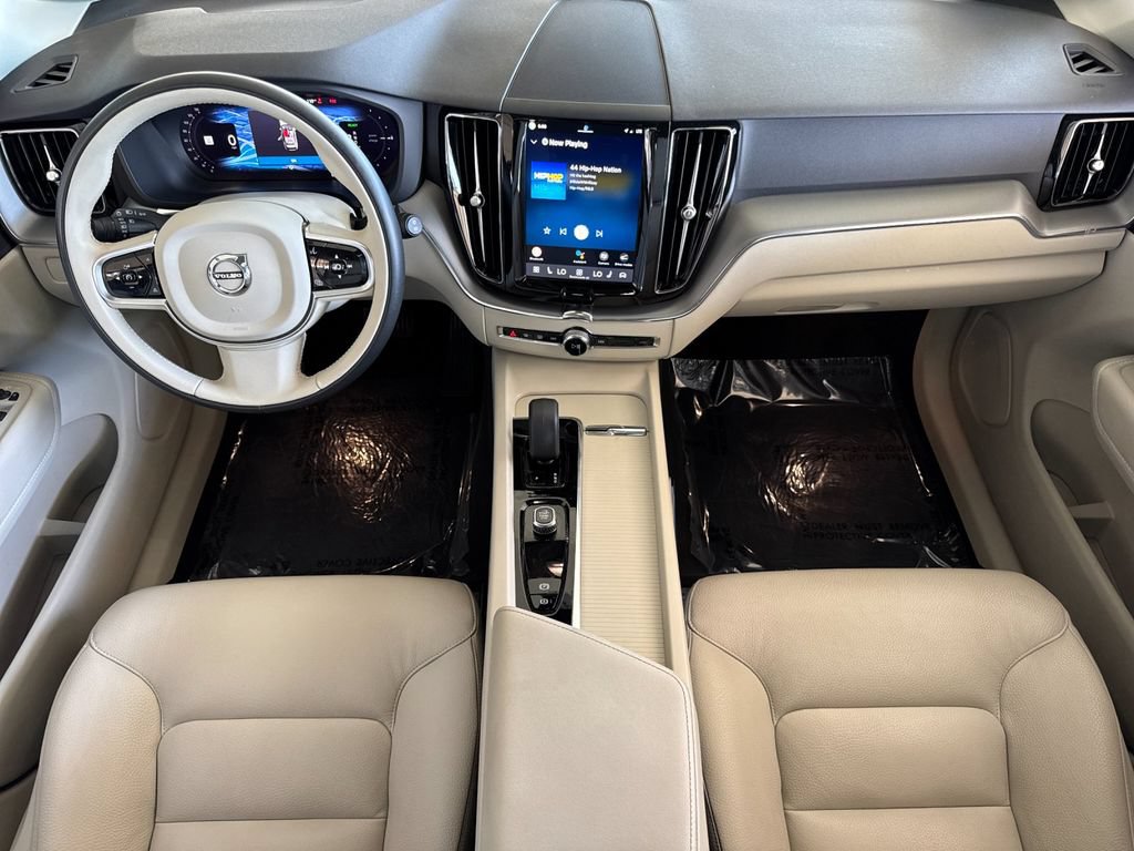 Certified 2024 Volvo XC60 T8 Core AWD/4WD image 12