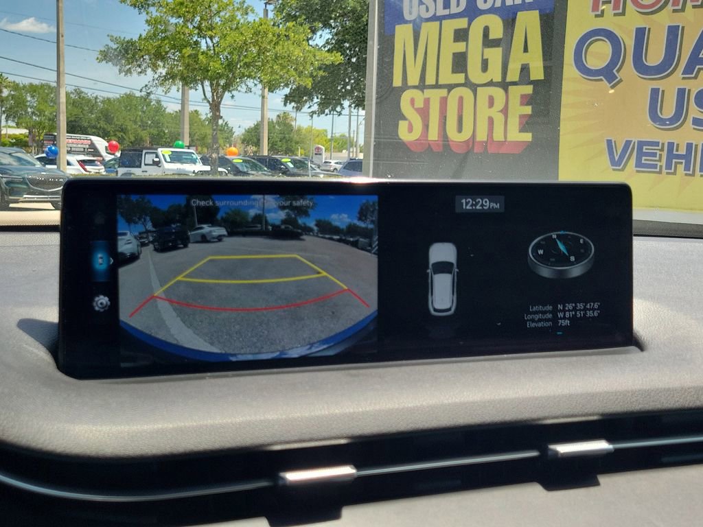 Certified 2025 Genesis GV70 2.5T AWD/4WD image 25