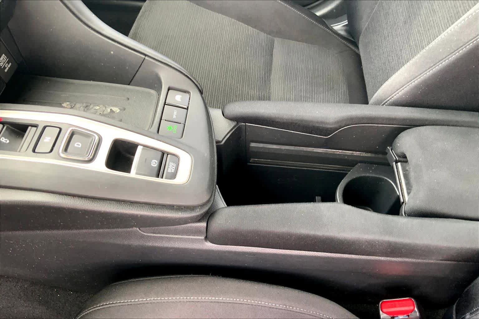 Used 2019 Honda Insight LX image 17