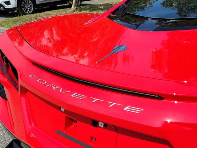 Certified 2021 Chevrolet Corvette Stingray Coupe w/ Chrome Exterior Badge Package RWD image 13