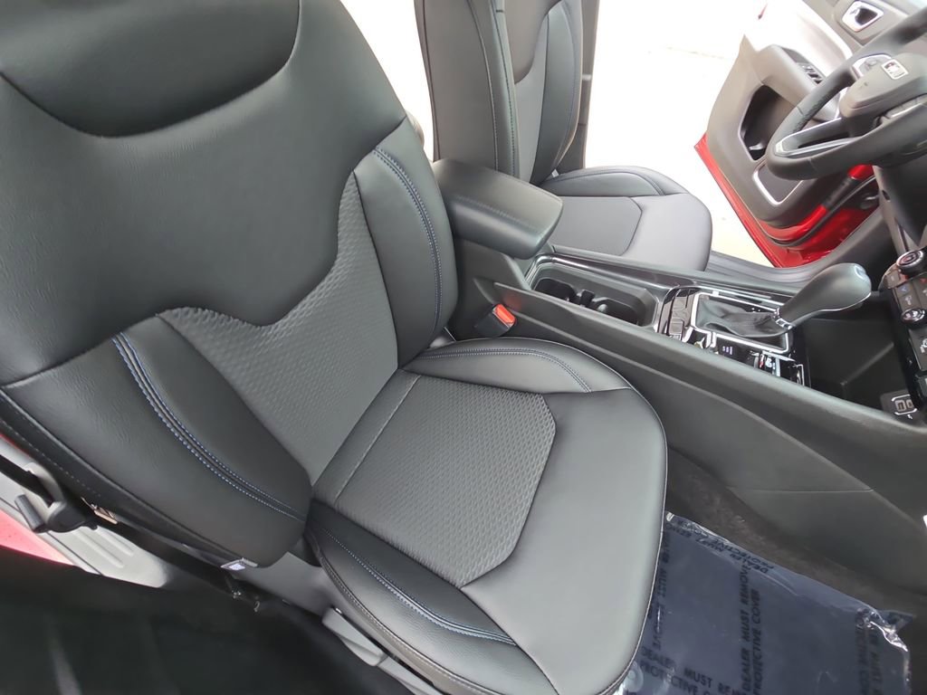 New 2026 Jeep Compass Latitude image 10