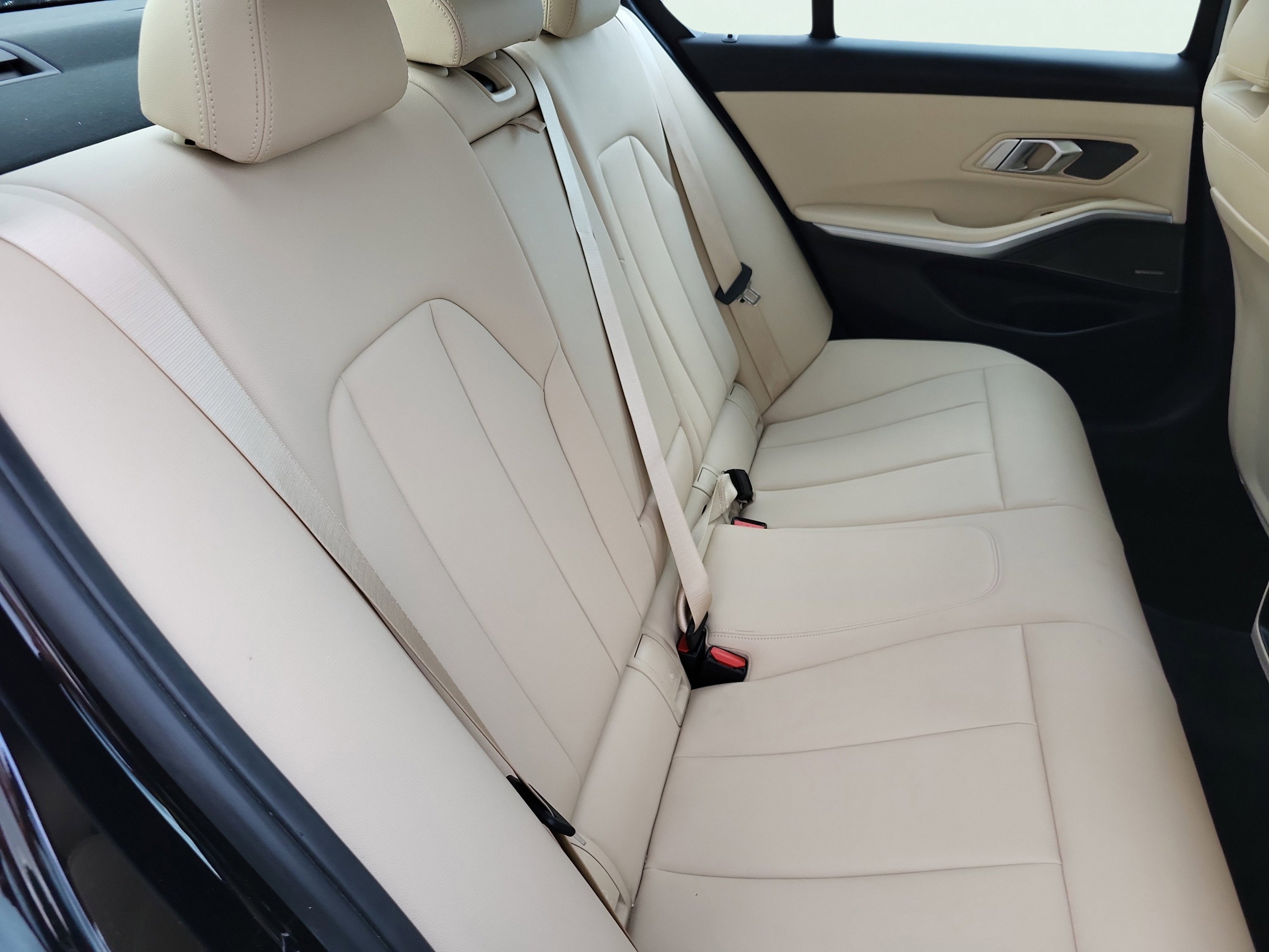 Used 2019 BMW 330i xDrive Sedan AWD/4WD image 12