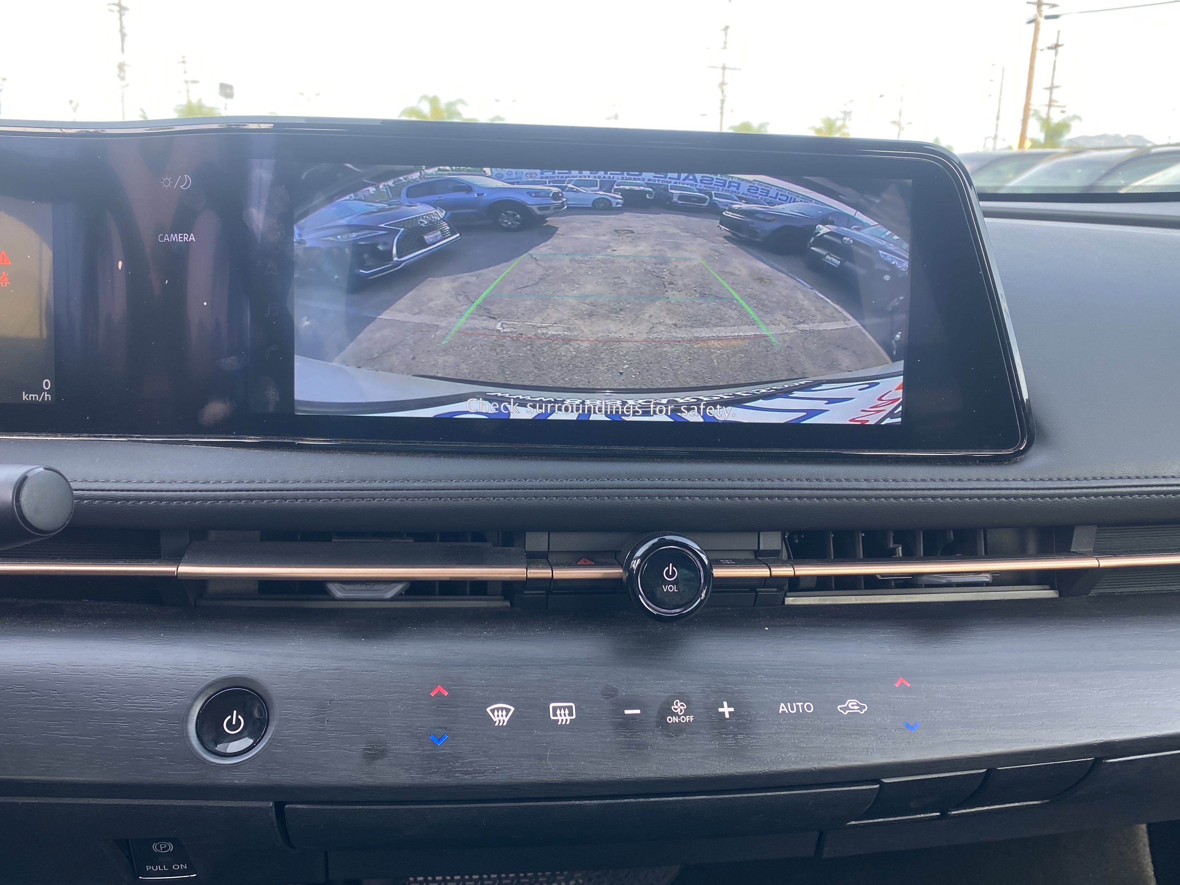 Used 2023 Nissan Ariya FWD image 11