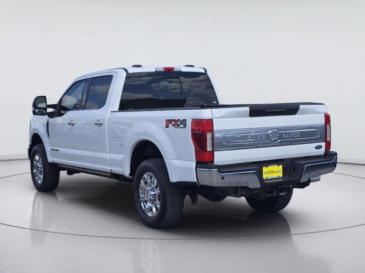 Certified 2022 Ford F350 King Ranch w/ Chrome Package AWD/4WD image 6