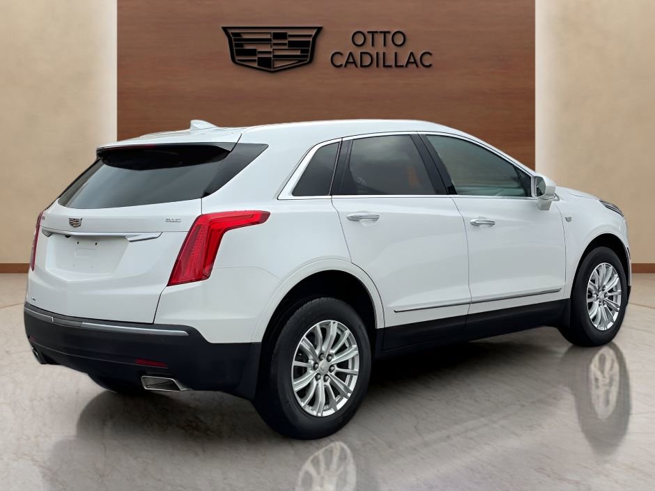 Used 2018 Cadillac XT5 AWD image 5