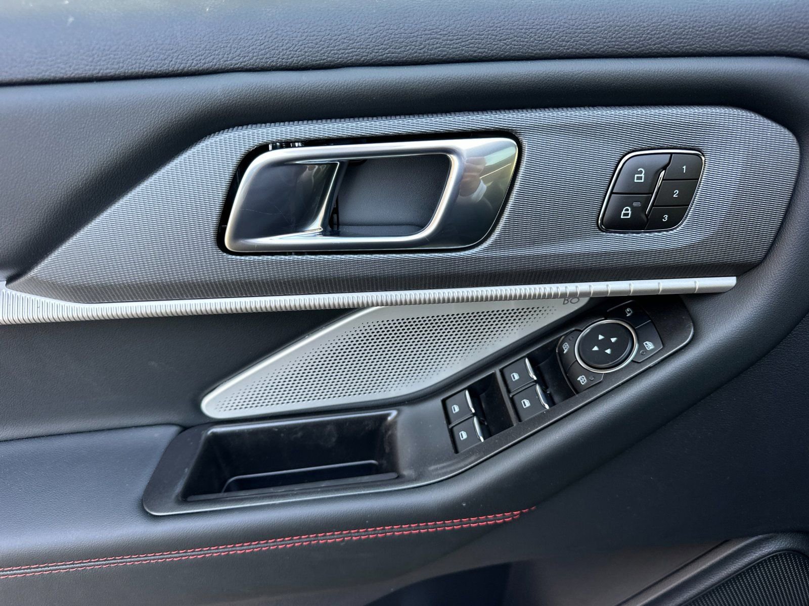 New 2026 Ford Explorer ST w/ Sun And Sound Package image 11